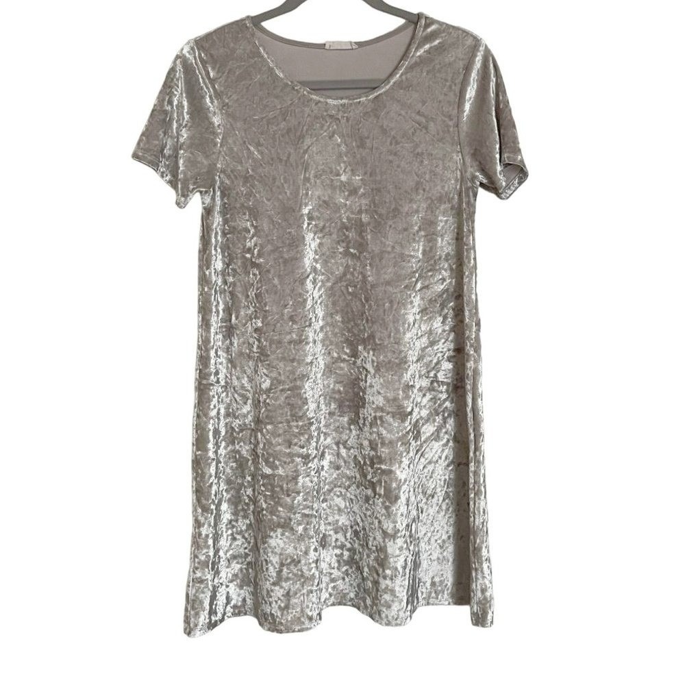 FULL TILT DRESS SIZE MEDIUM CRUSHED VELVET SKATER DRESS WHITE SILVER - Picture 1 of 7